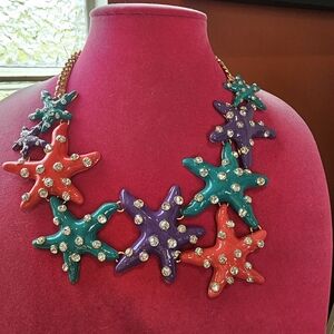 Bnwt Natasha starfish necklace